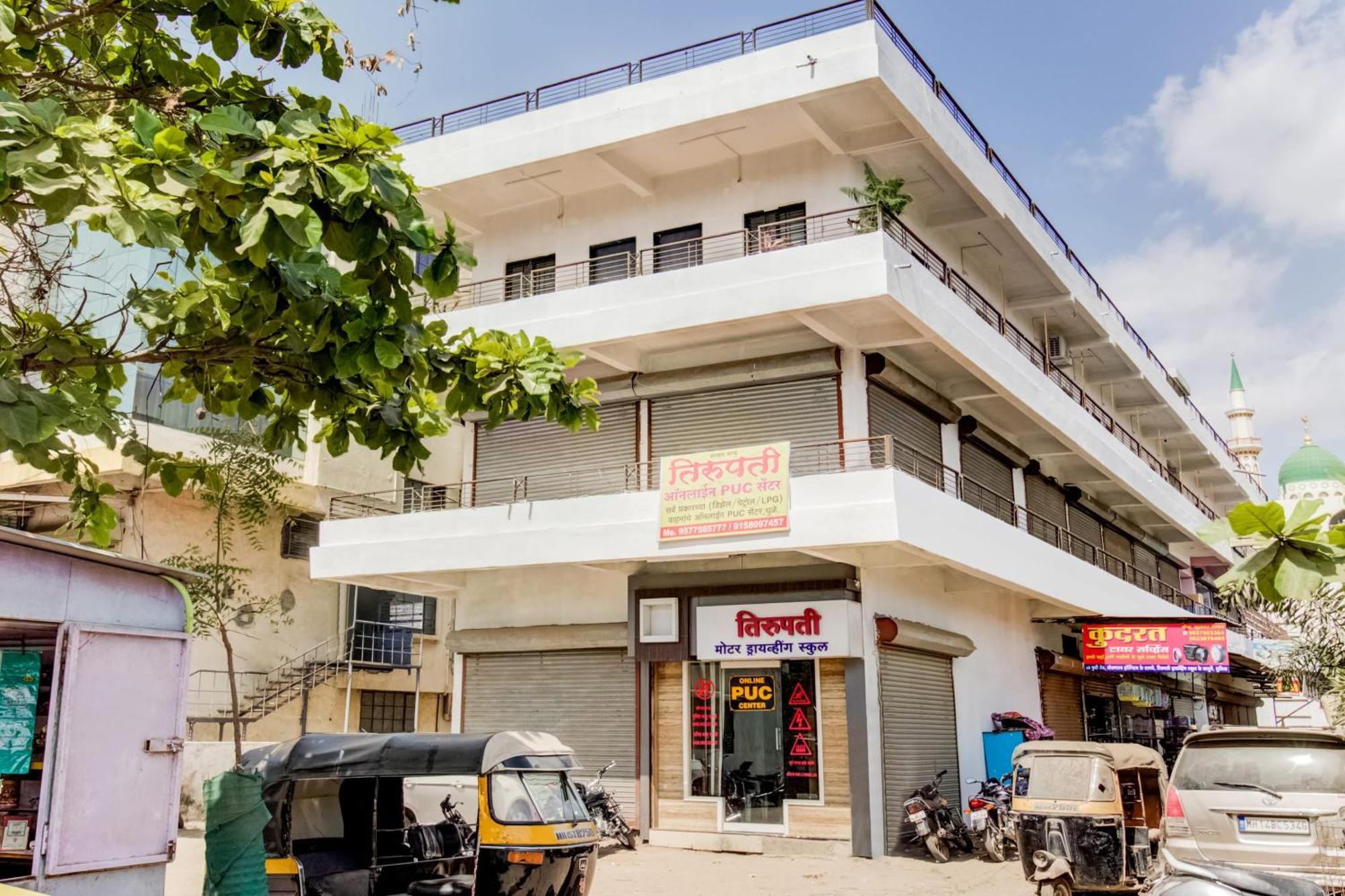 Hotel O City Center Dhule Exterior photo